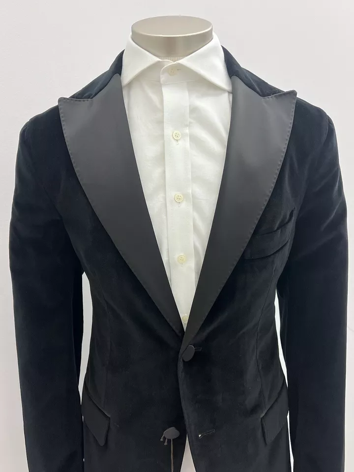 PESERICO MEN’S VELVET TUX/DINNER JACKET SIZE 40R - MADE IN ITALY - Image 3 of 4