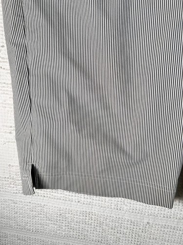 Callaway Golf Shorts Women 14 Bermuda Performance ~ Grey Striped ~ Nice - Picture 6 of 13