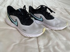 Nike Revolution 5 Women's Running Athletic Shoes Size 7 BQ3207-009 White Black