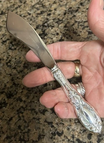 Towels Sterling King Richard Master Butter Spreader   6 5/8” L