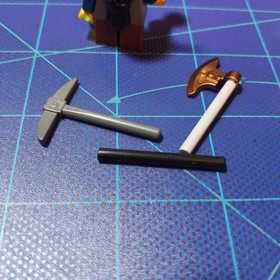 Lego Dwarf beard silver helmet Fantasy Era Castle minifigure 7036 W / Weapons