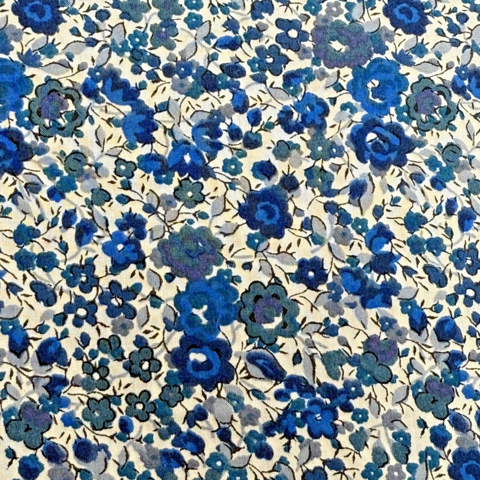 Liberty of London TANA LAWN algodón "Emma y Georgina" 2 yardas tela floral Foto 3 de 4
