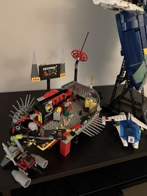 LEGO Space Police 3 Squidman's Pitstop 5980 Complete Set w/ Instructions 389pcs