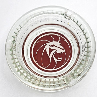 Vtg MGM Grand Hotel Casino Las Vegas Glass Ashtray Clear Glass Round Lion Logo