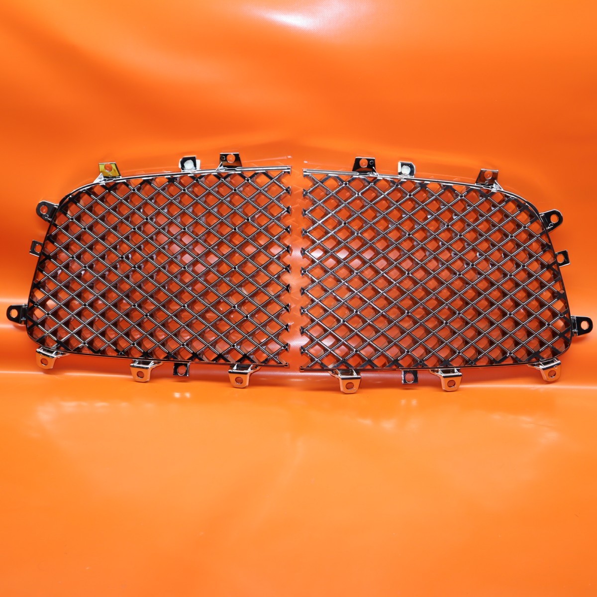 Bentley Flying Spur 2009-2011 Bumper grille Chrome P/N 3W0853683B