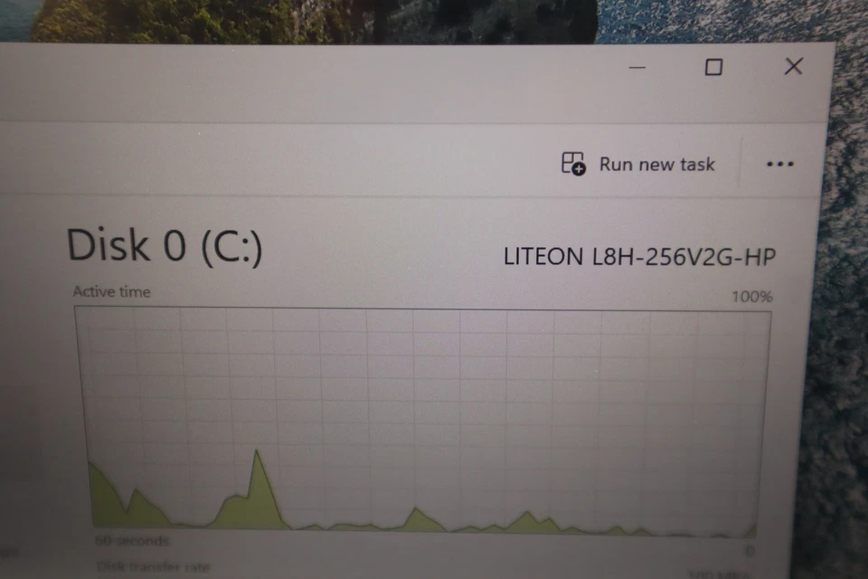 Laptop Dell Latitude 5490 Intel Core i5 16GB RAM 256GB SSD Win 11 Pro Foto 4 de 4