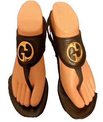 Gucci Ladies Thong Flat w Gold-Tone Logo Brown Leather Zipped