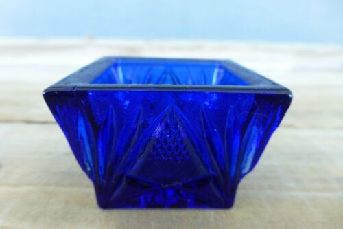 COBALT Blue Glass OPEN SALT Dip CELLAR Square SUMMIT Pineapple Pattern Starburst