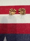 VINTAGE CROWN TRIFARI GOLD TONE AND FAUX PEARL CLIP-ON EARRING — photo 3