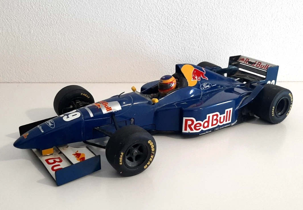 ミニカー MINICHAMPS 1/18 Sauber F1 Team Minichamps F1 1:18 Sauber
