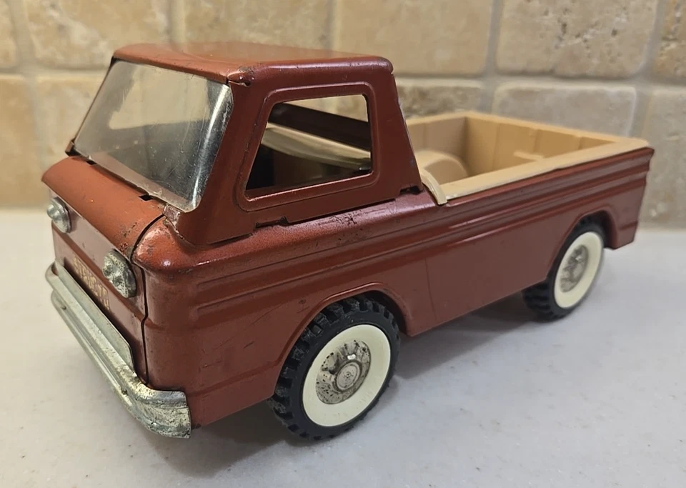 VINTAGE, STRUCTO 1960'S CHEVY CORVAIR RAMP SIDE TRUCK !!ALL ORIGINAL!! - Image 4 of 4