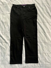 Gloria Vanderbilt Womens Black Solid Petite Straight Leg Flat Front Pants 8P