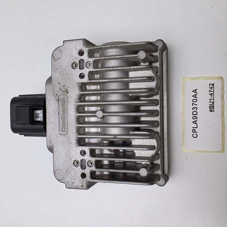 Land Rover Range Rover 2013-2022 módulo de control de bomba de combustible cpla9d370aa Foto 2 de 4