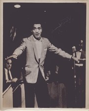 SAMMY DAVIS JR. - AUTOGRAPHED SIGNED PHOTOGRAPH