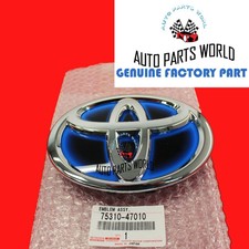 Genuine Toyota Camry Highlander Prius Front Grille Emblem 75310-47010 Hybrid