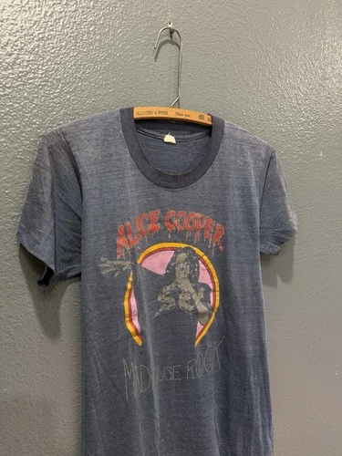 80’s Alice Cooper Madhouse Rock Blue Tour Band Tee S Vintage vintage concert t-shirt, vintage, size S, single stitch, B+ condition