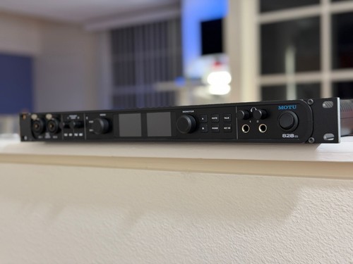 MOTU 828es Thunderbolt / USB Audio Interface + Apple TB3 Adapter & Cables