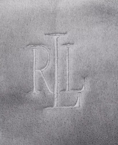 Lauren Ralph Lauren Micromink Plush 108" x 90" Quiet Gray King Blanket  - Afbeelding 4 van 4