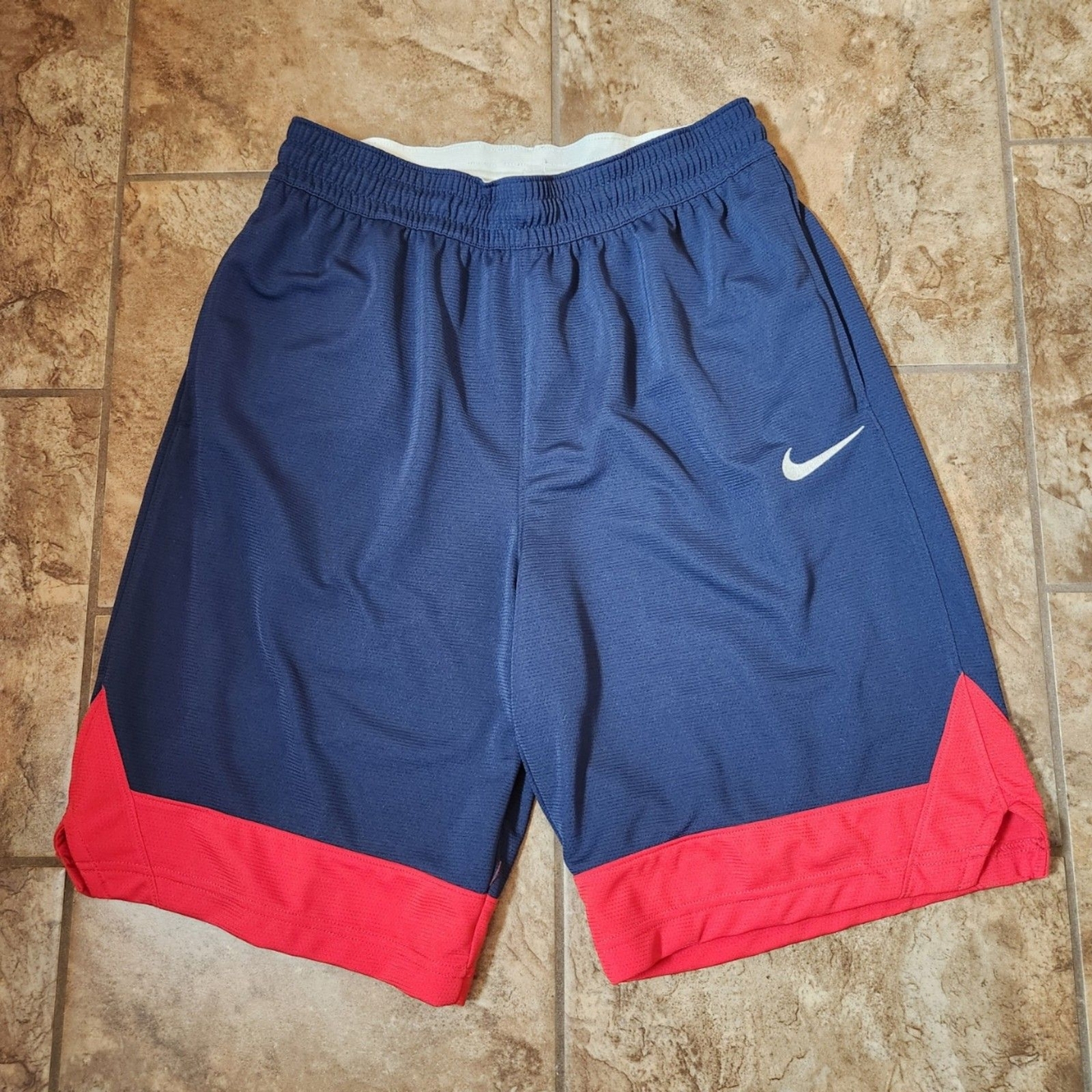 Nike Dri Fit Basketball Shorts mens medium