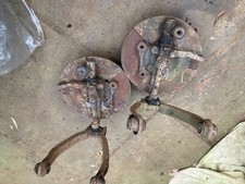 TRIUMPH VITESSE /GT6 front hubs/uprights etc complete as shown
