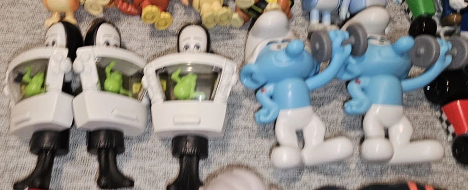 Lrg Lot of Toys Mario Smurfs Bluey Adams Family Elsa Funko Pop and More - Image 3 of 4