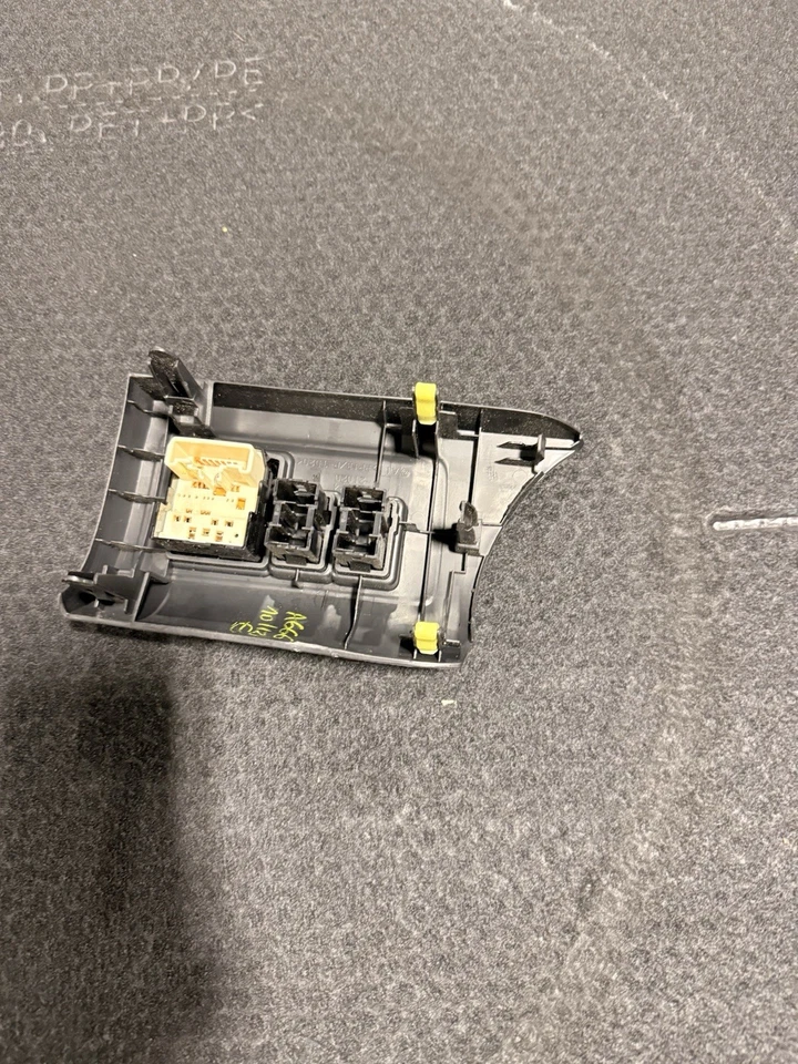 2011 - 2016 Scion tC Dash Trim Mirror Switch OEM - Image 3 of 3