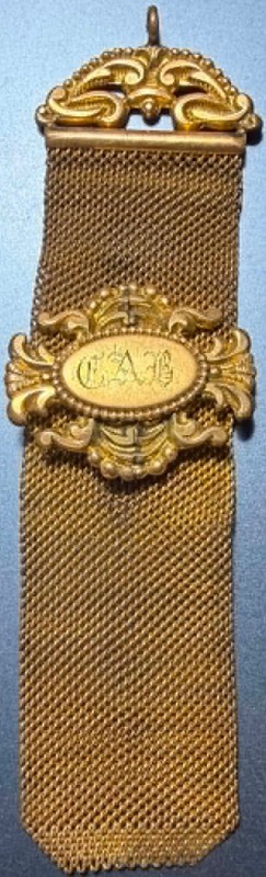 Watch fob: Gold plate, vintage, 4"x1", no clips, no chain (Lot#169)