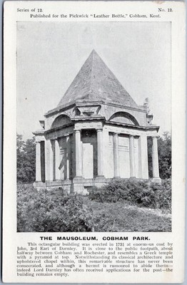 Cobham antike Postkarte Das Mausoleum England Park
