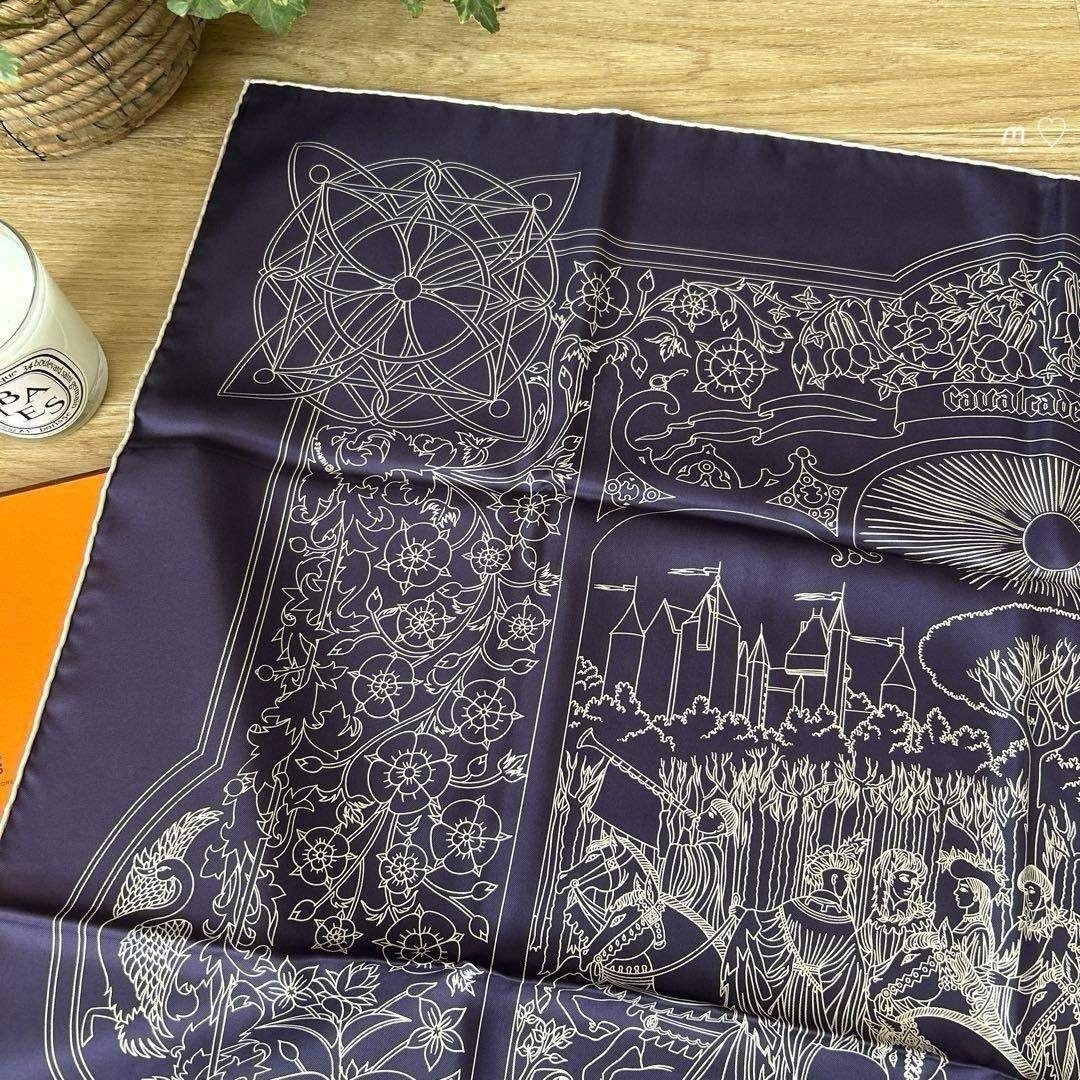 Hermes 90 Cavalcade de Mai May Horse March Silk Scarf r0_0209 thumbnail 2