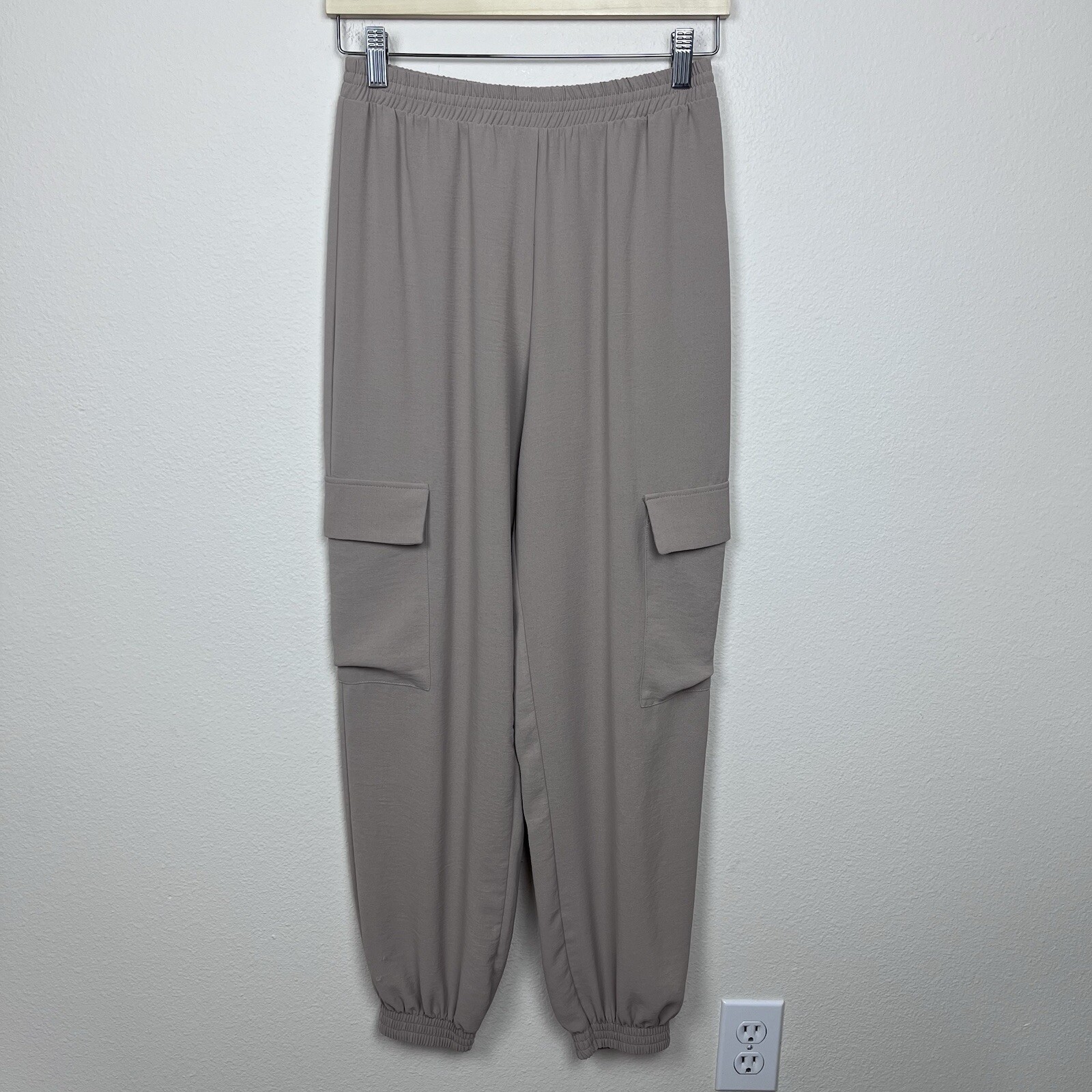 Zara Pants Womens Small Cargo Jogger High Rise Basic Classic Capsule Beige