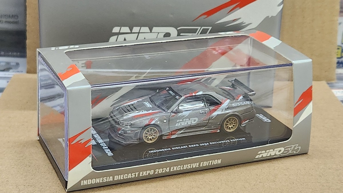 1:64 inno64 Nissan Skyline GT-R R34 Z-Tune. IDE Indonesia Diecast