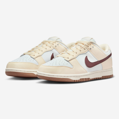 新品未使用　NIKE Wmns Dunk Low PRM Nike Dunk Low Women's Shoes. Nike.com