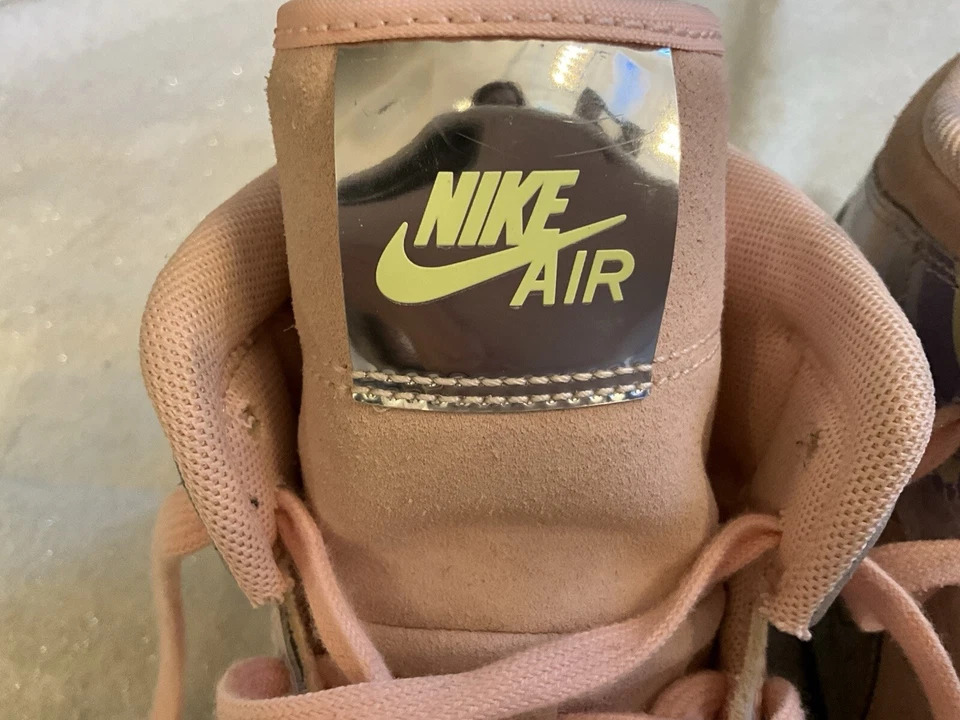 Talla 11 - Air Jordan 1 SE Mid P(HER)SPECTIVE W Foto 3 de 4