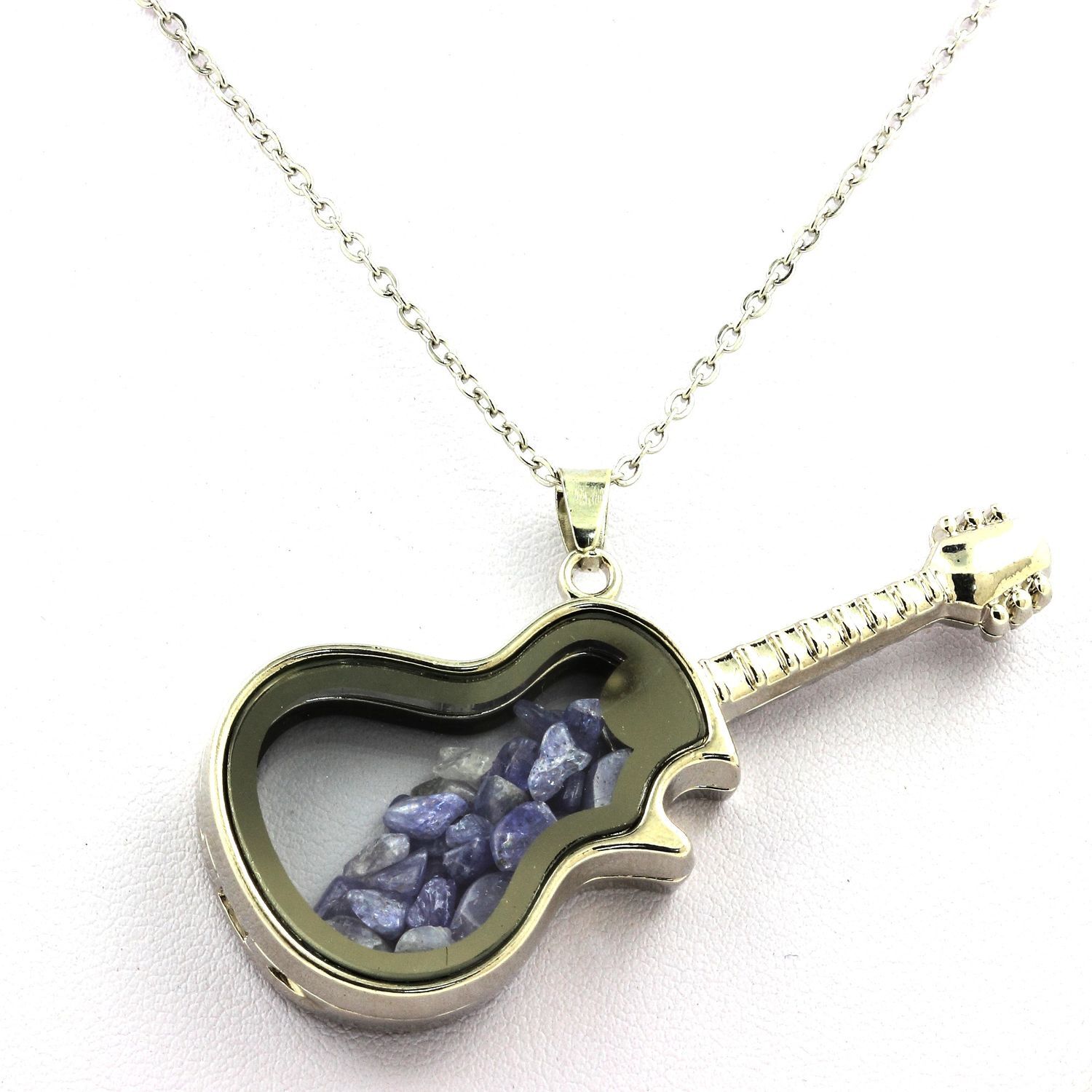 Pendentif guitare tanzanite brute bijou bohème pour femme et musicienne