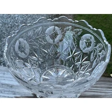 One (1) Vintage Clear Crystal Glass Serving Fruit Bowl with Stem Flowers Footed