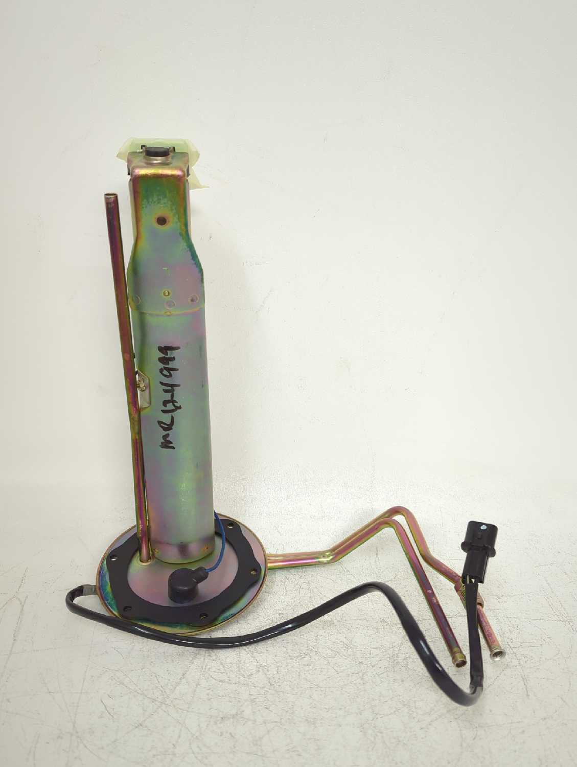 New OEM Genuine Mopar Fuel Pump 1991-1996 D50 Mighty Max MR124999  