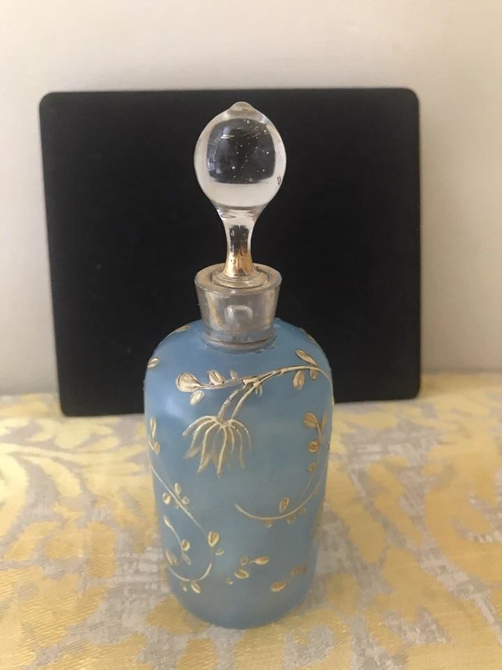 Antique French France Opaline Art Glass Gold Gilded Stars Perfume Bottle - Image 3 of 4