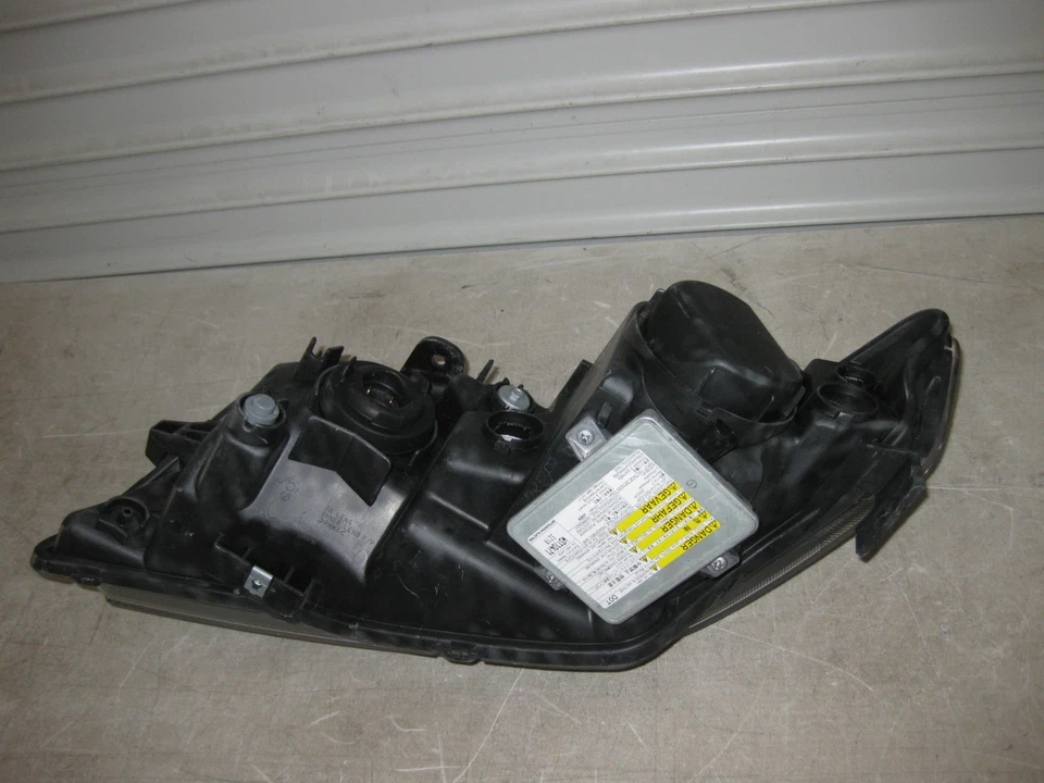 2004-2005 ACURA TSX OEM PASSENGER RIGHT HID XENON HEADLIGHT GENUINE COMPLETE - Image 4 of 4