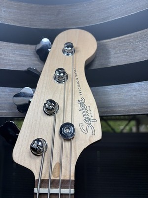 Squier Precision Bass Black 4-String Electric Bass P-Bass Rosewood