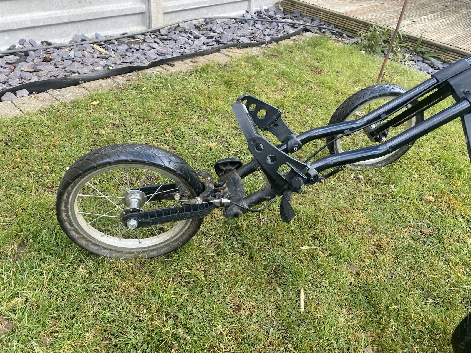 Picture 2 of 5