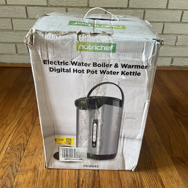 NutriChef Digital Electric Hot Pot Water Boiler and Warmer Kettle,3.38 Qt (Used)