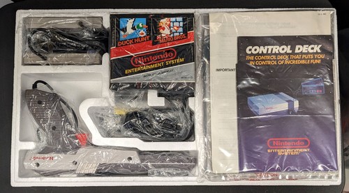 Nintendo NES Action Set - IN BOX - CIB - Tested New 72 Pin - Very Nice! - Picture 3 of 21