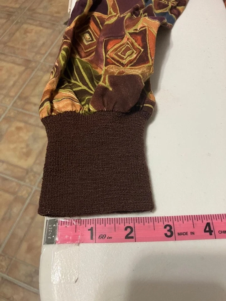 Cherokee Women’s Medium Floral Boho Button Up Jacket Scrub Top Long Sleeve - Image 4 of 4