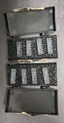 8x Samsung KM41C464P-12 Dynamic Random Access Memory (DRAM) chips