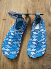 Aquakiks Kids Water Shoes Sharks Blue Boys Size 8C Slip On Swim Beach