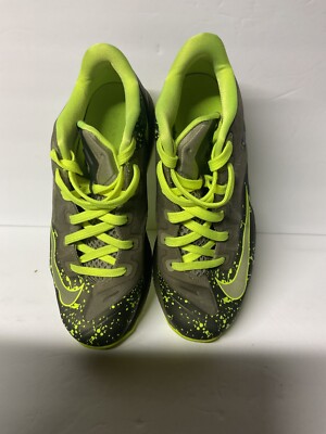 lebron james shoes youth