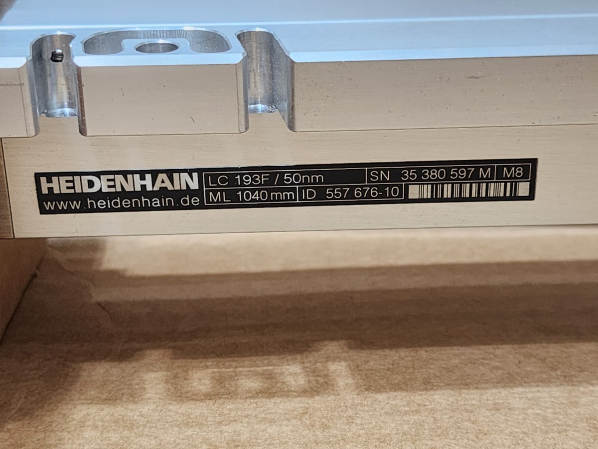 HEIDENHAIN 557676-10 LC 193F / LC193F 50nm ML 1040 mm ABSOLUTE