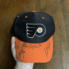 Vintage 1990s Philadelphia Flyers Signed Logo 7 SnapBack Hat Cap Hockey NHL