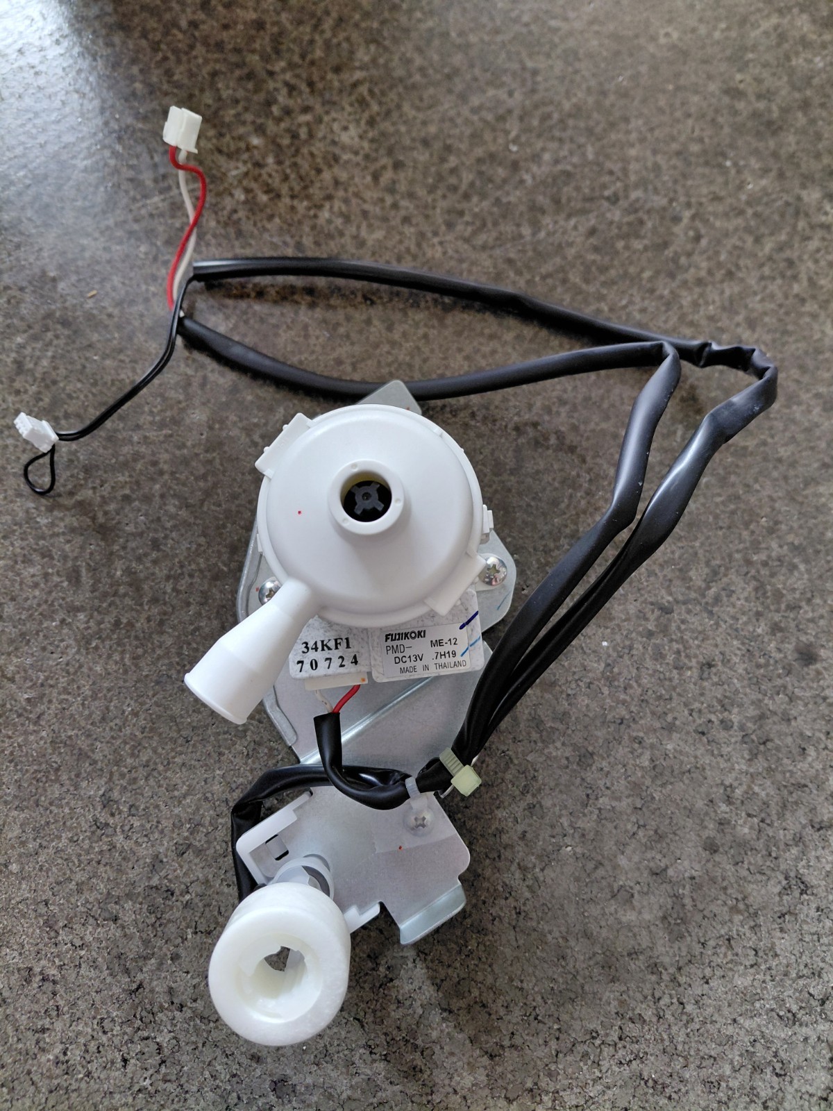 1x Heavy duty air conditioning drain pump Fujikoki PMD-ME-12 DC13V