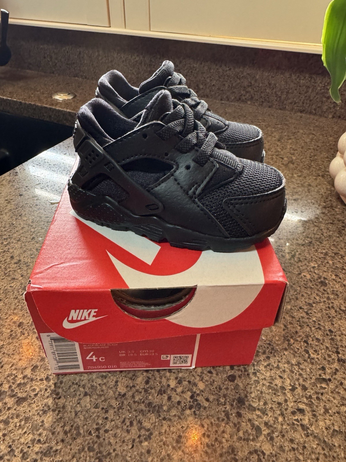 Nike Huarache Run TD 704950-016 Black 4c
